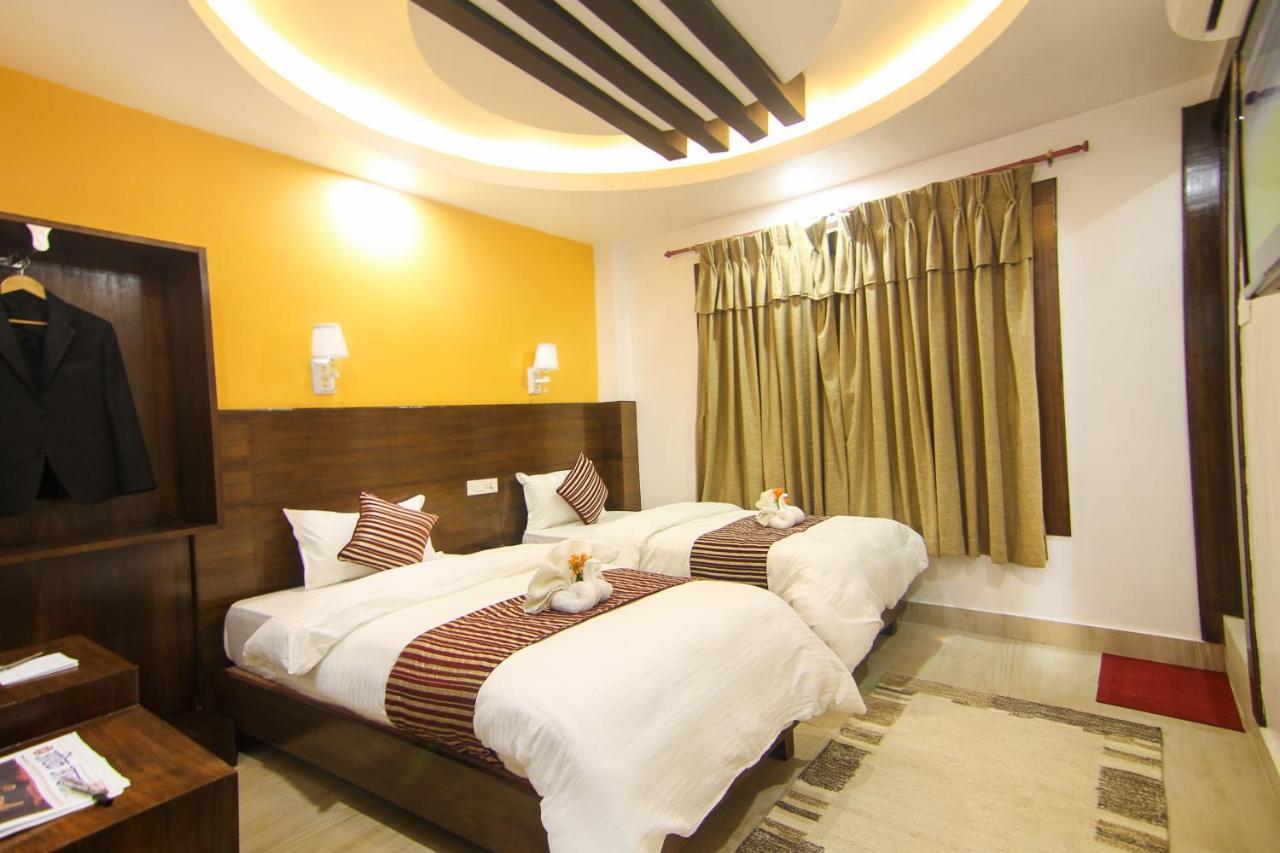 Hotel Lakeside Pvt. Ltd. Pokhara Exterior foto