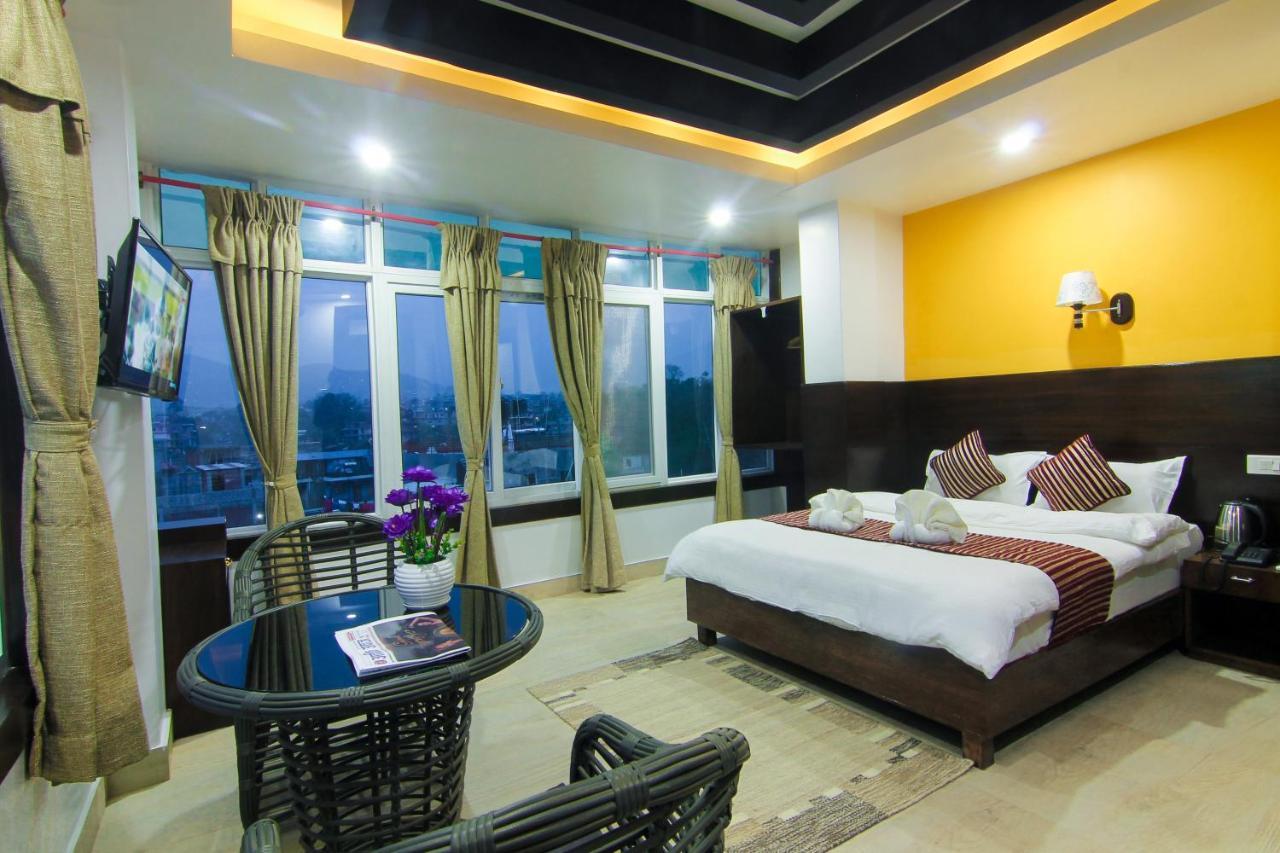 Hotel Lakeside Pvt. Ltd. Pokhara Exterior foto