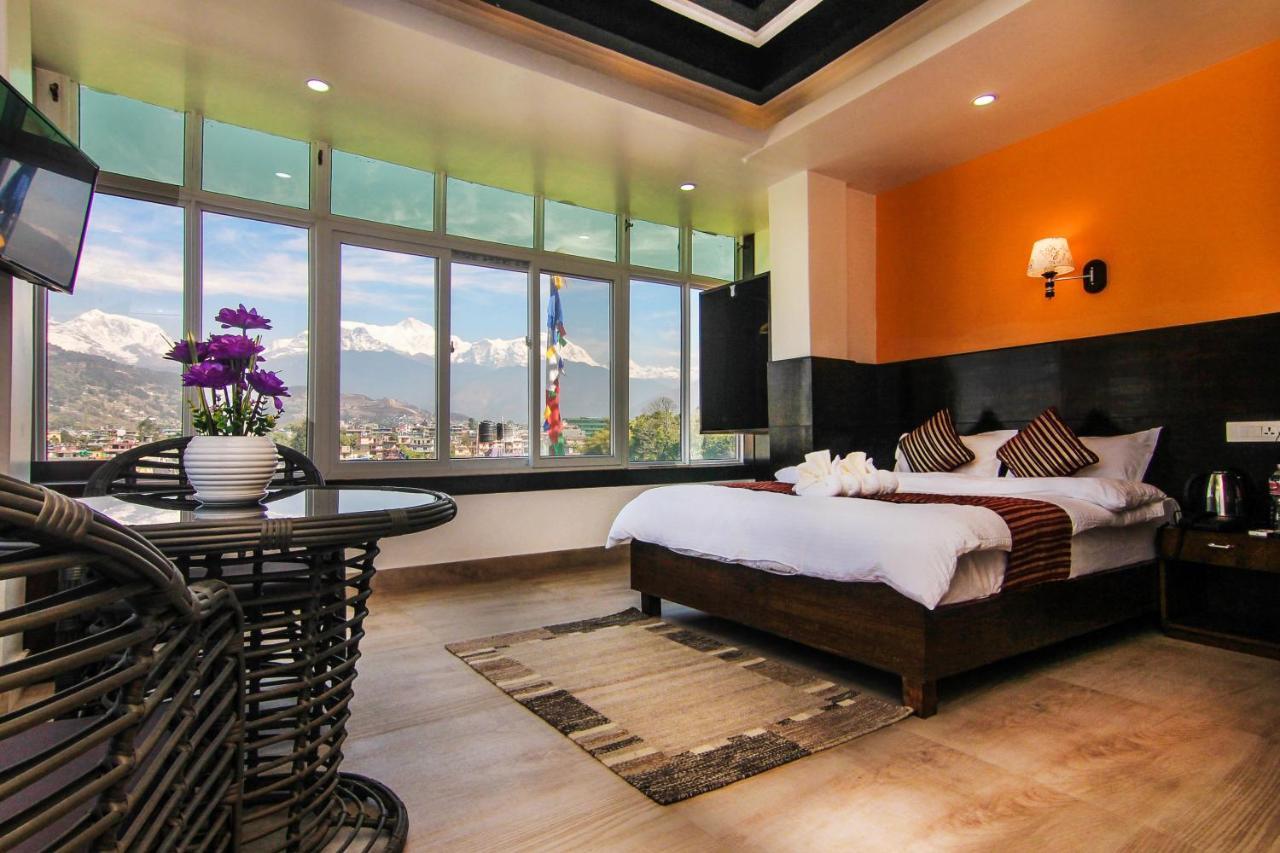 Hotel Lakeside Pvt. Ltd. Pokhara Exterior foto
