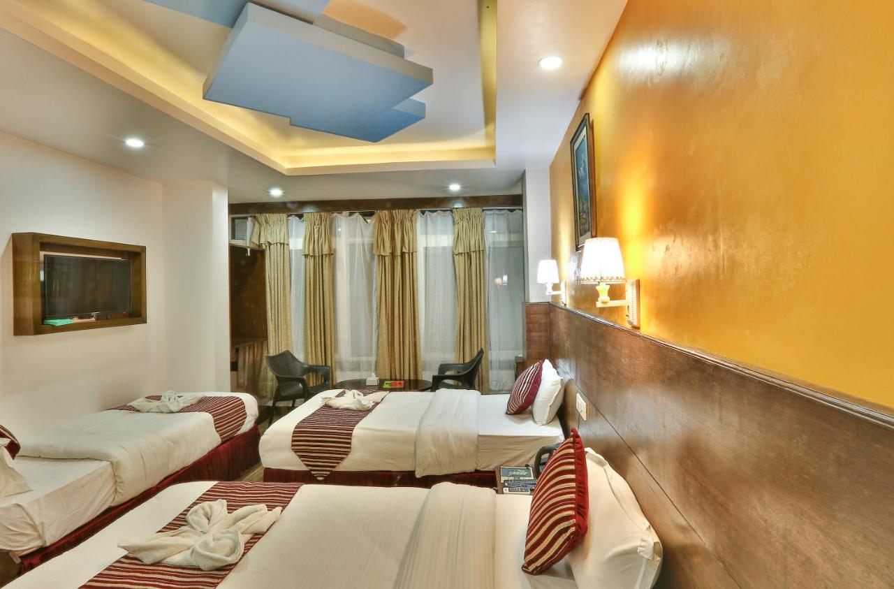 Hotel Lakeside Pvt. Ltd. Pokhara Exterior foto