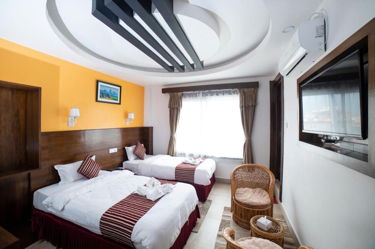 Hotel Lakeside Pvt. Ltd. Pokhara Exterior foto