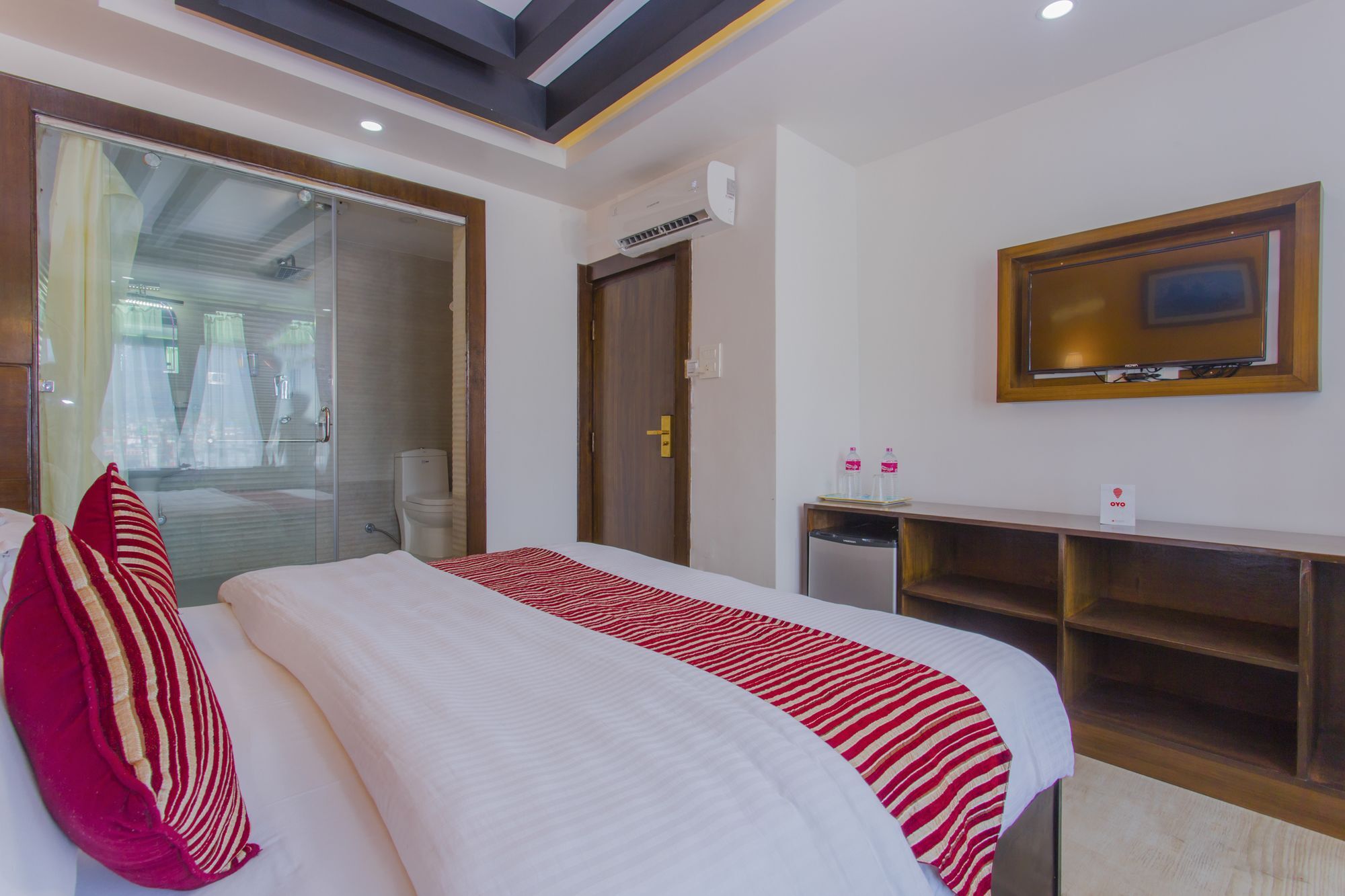 Hotel Lakeside Pvt. Ltd. Pokhara Exterior foto